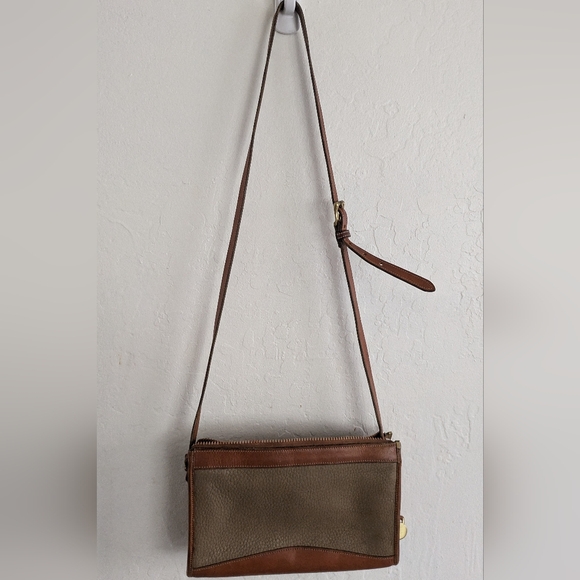 Vintage Dooney & Bourke Leather Crossbody Bag. - Picture 2 of 15